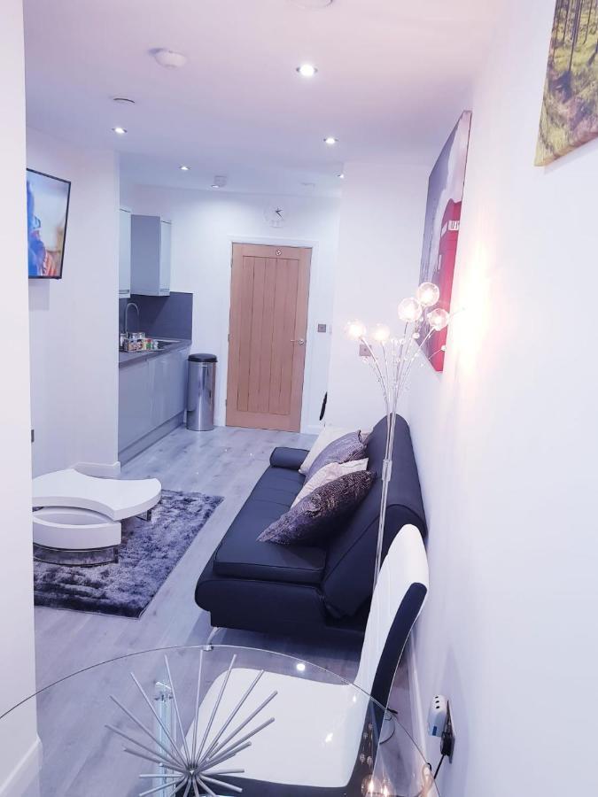 Z Home Apartments Leicester Exterior foto